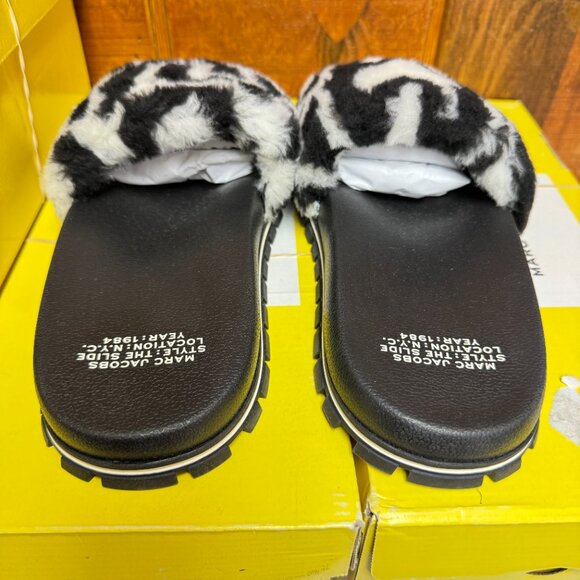 Marc Jacobs The Monogram Teddy Slide – Black/Ivory - Picture 10 of 11